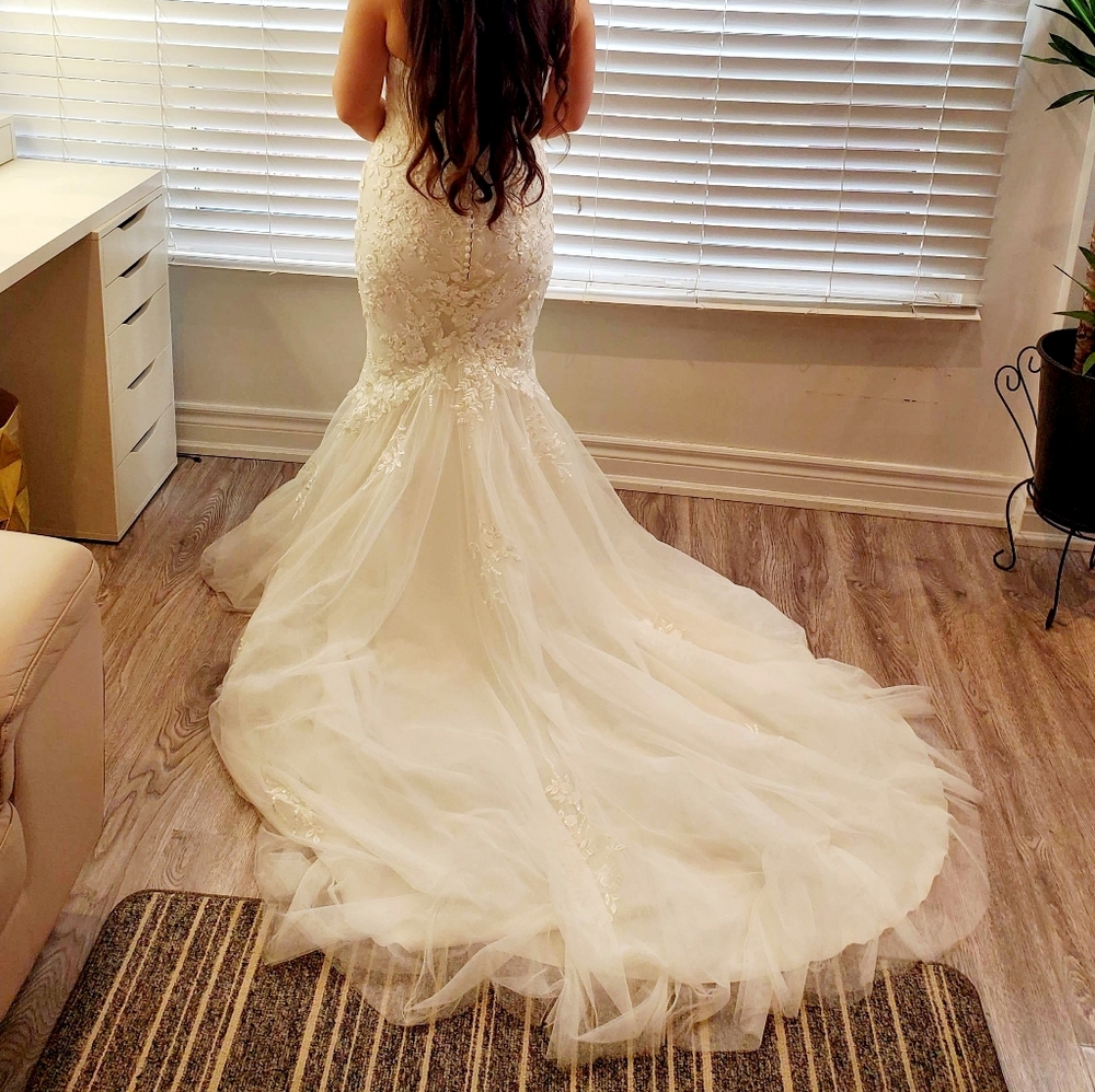 Bridal Gown Bravo Bridals GREAT CONDITION